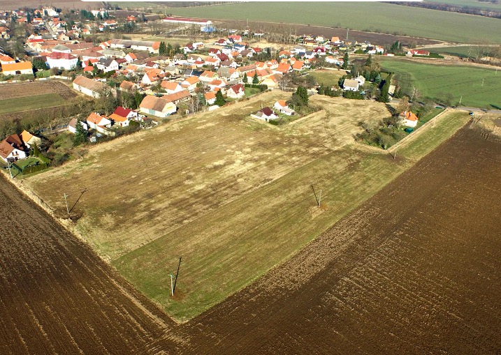 pozemky-uhonice-3